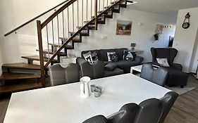 Kapitaenskajuete Am Bakenberg